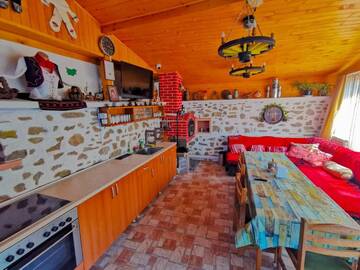 Фото номера Дом с 5 спальнями Гостевой дом Guest House Dorkos г. Dorkovo 10